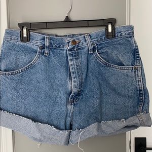 Rustler mom shorts